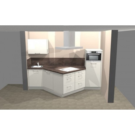 (79) Nolte Lux, Hoogglans keuken met punt naar voren